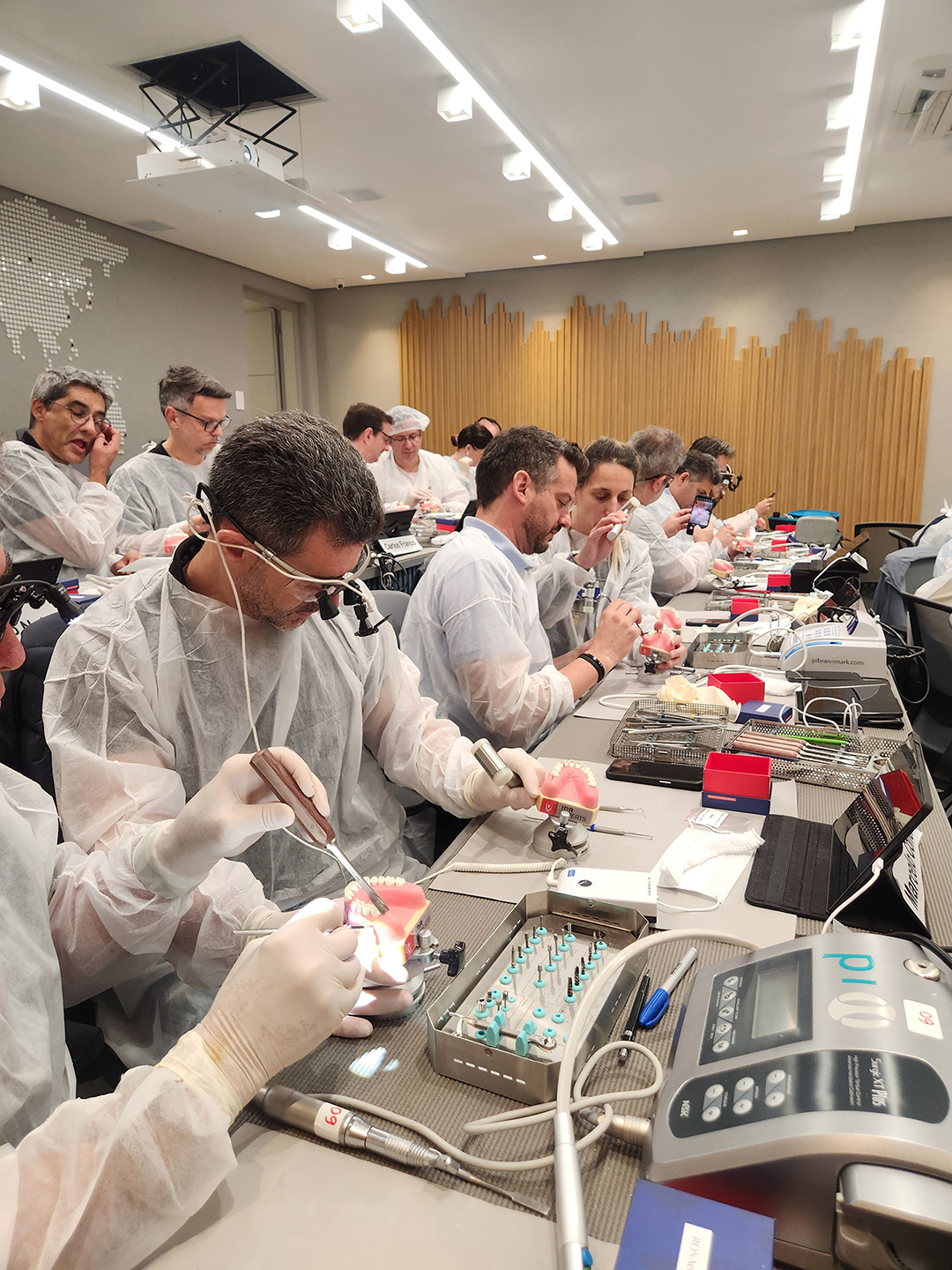 10003956161756223151-641971